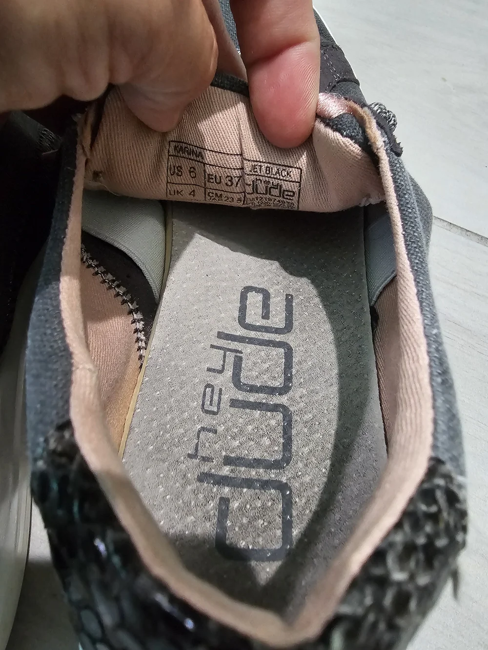 Hey Dude Womens Gray Canvas Sneakers with Pink Accents Dize 6